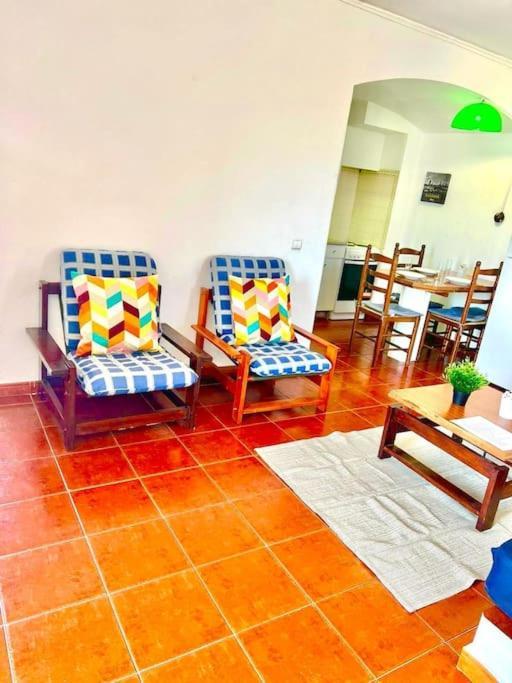 T1, Da Oura Apartment
