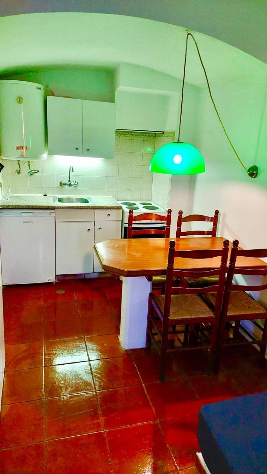 T1, Da Oura Apartment