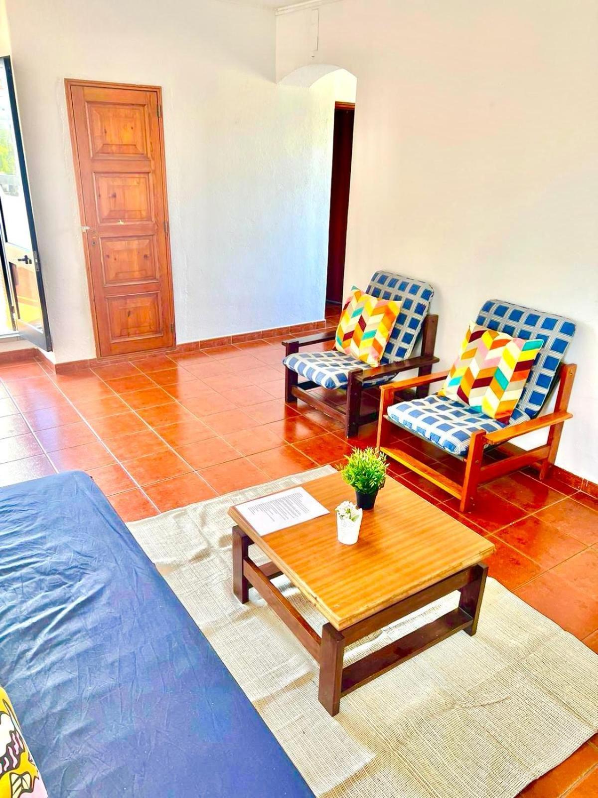 Apartment T1, Da Oura